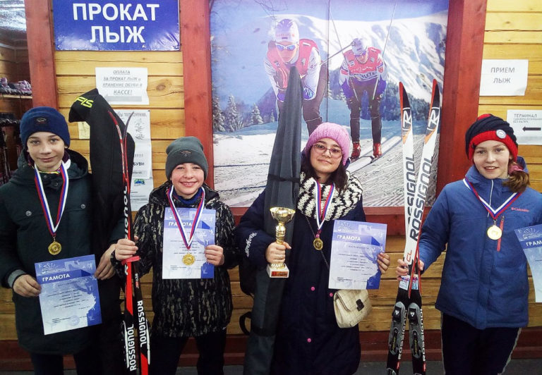 Чемпионы по лыжам город